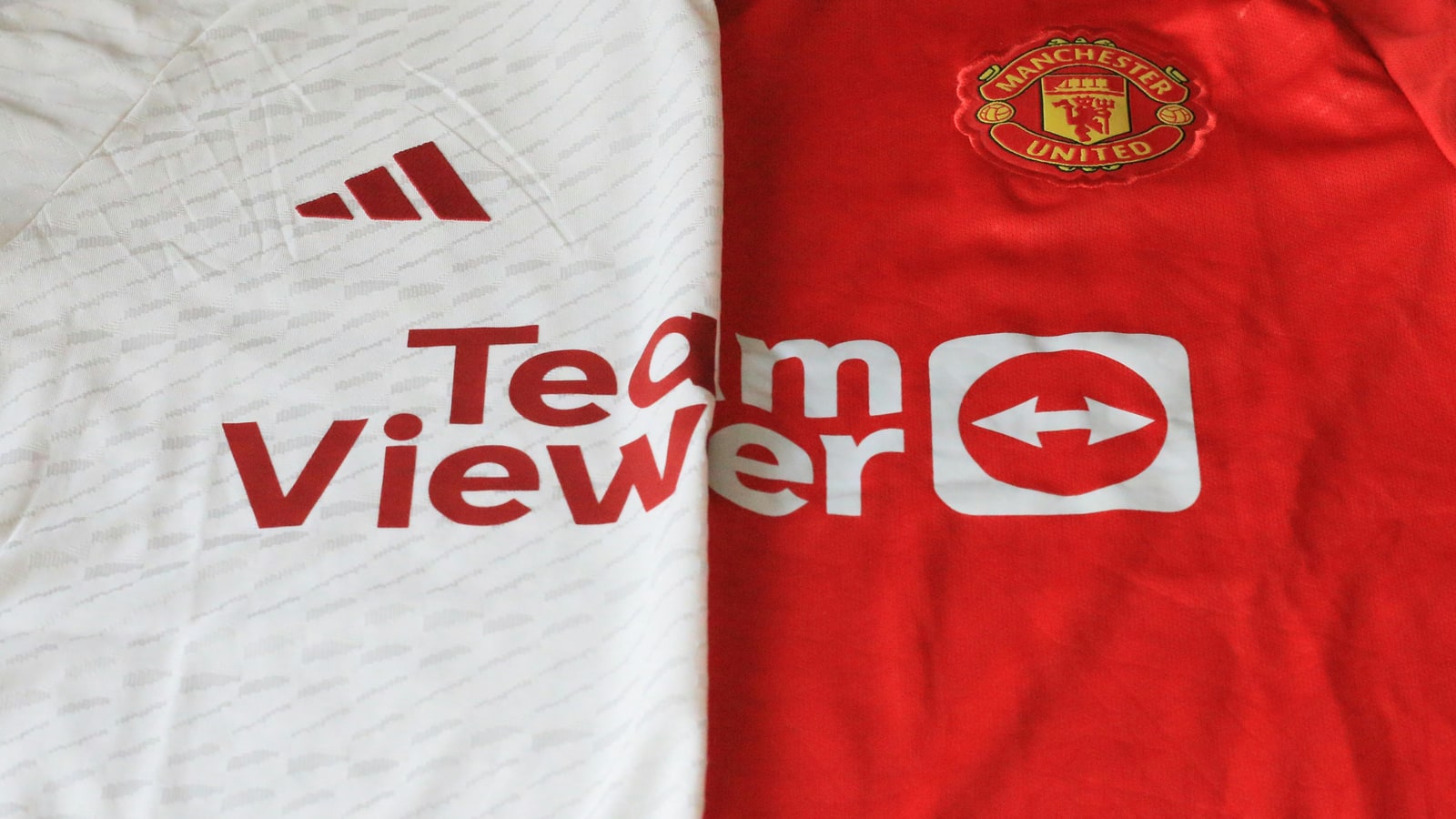 Who has more fans in Manchester City or United?