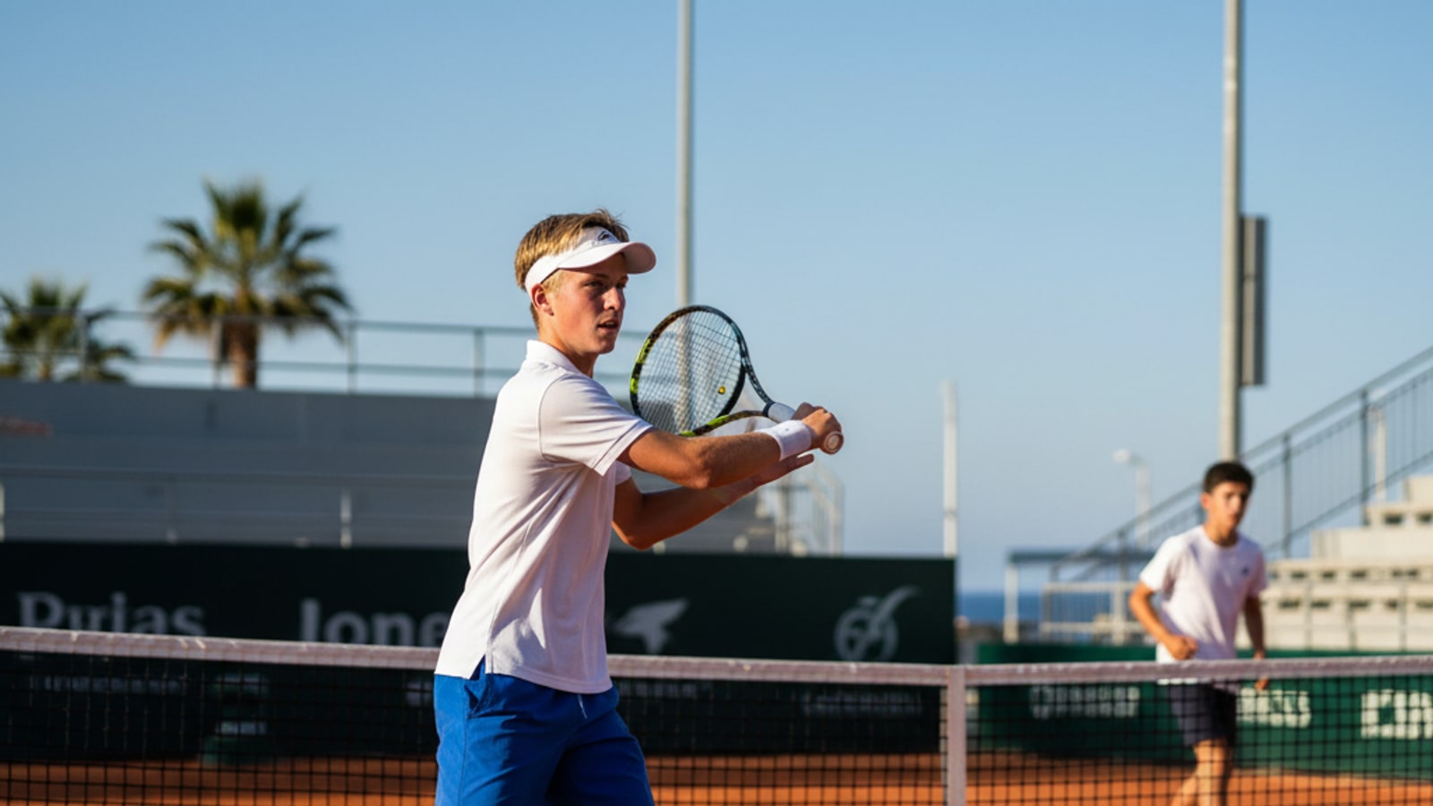 How old was lleyton hewitt when he played nadal?