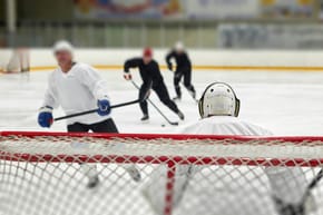 When Is the Goalie Pulled in a Hockey Game?