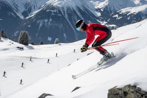 Is 40 MPH Fast for Skiing?