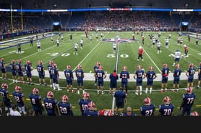 How Many Players Are on an Arena Football Team?