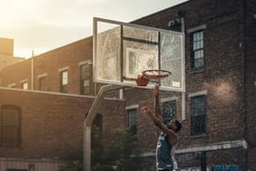 Do NBA Players Use the Backboard?