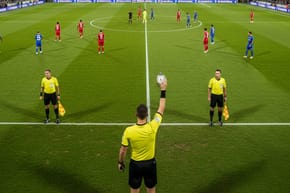 How Does Soccer Game Timing Work?