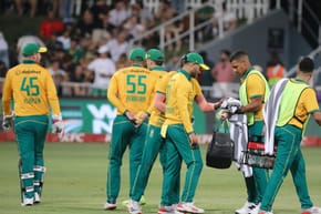 Who Among These Has Captained the Australian Cricket Team?