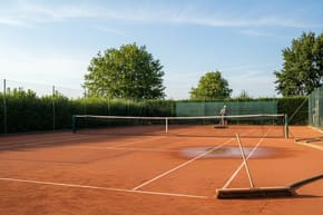 Are Clay Courts Easy to Maintain?